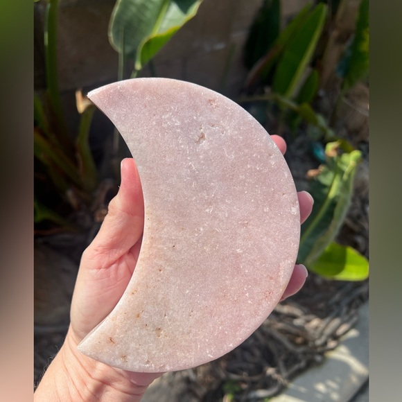 Pink Amethyst Quartz Crystal Moon - Picture 4 of 9